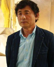 작가 썸네일