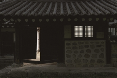 작품 썸네일