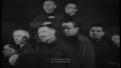 작품 썸네일